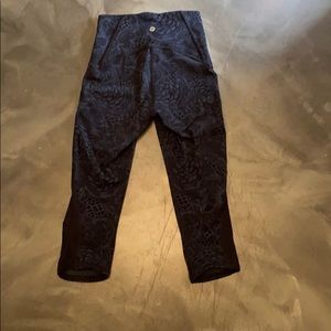 Lululemon capris